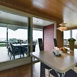 Miriam - 300m From The Sea By Interhome